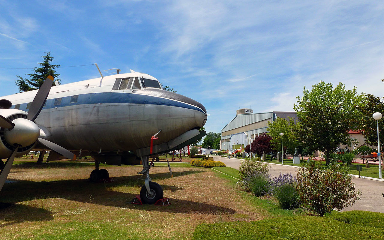 segunda-visita-al-museo-del-aire-y-del-espacio-de-madrid-aepuma